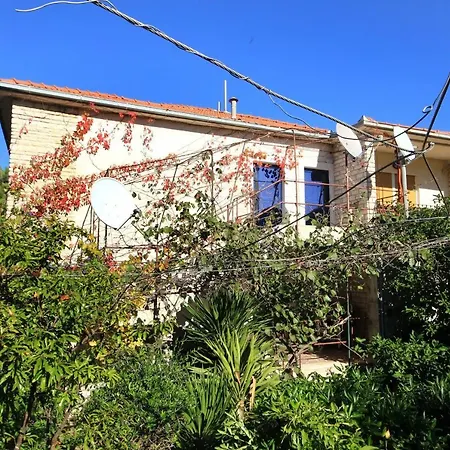 Apartments By The Sea Arbanija, Ciovo - 9423 Apartment Trogir