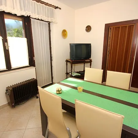 Apartments By The Sea Arbanija, Ciovo - 9423